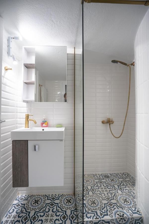 Panormou Metro Station 1 Bedroom 2 Persons Flat Athen Exterior foto